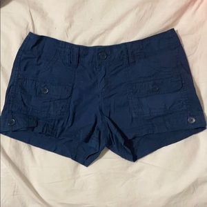 navy blue shorts